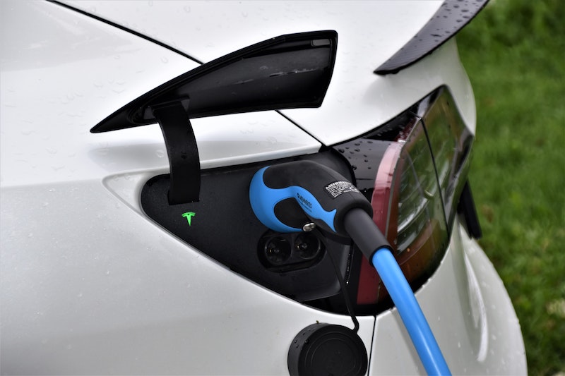 The UK is bringing forward ban on fossil fuel vehicles to 2030 – what are the benefits to electric vehicles?